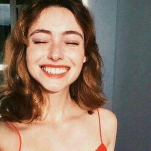 Meet your Posher, Arnette